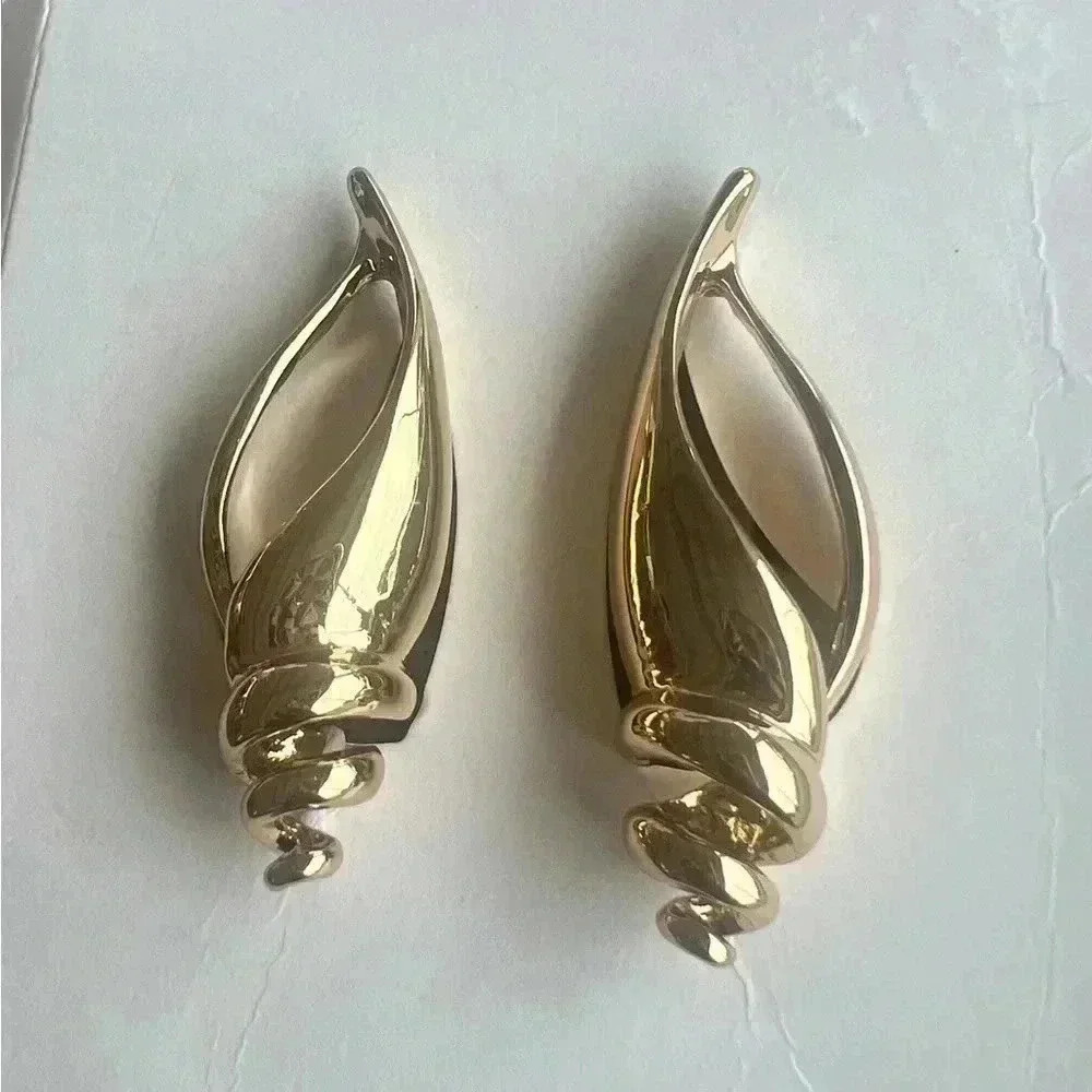🔥🔥Zara Shell earrings - Picture 3 of 6